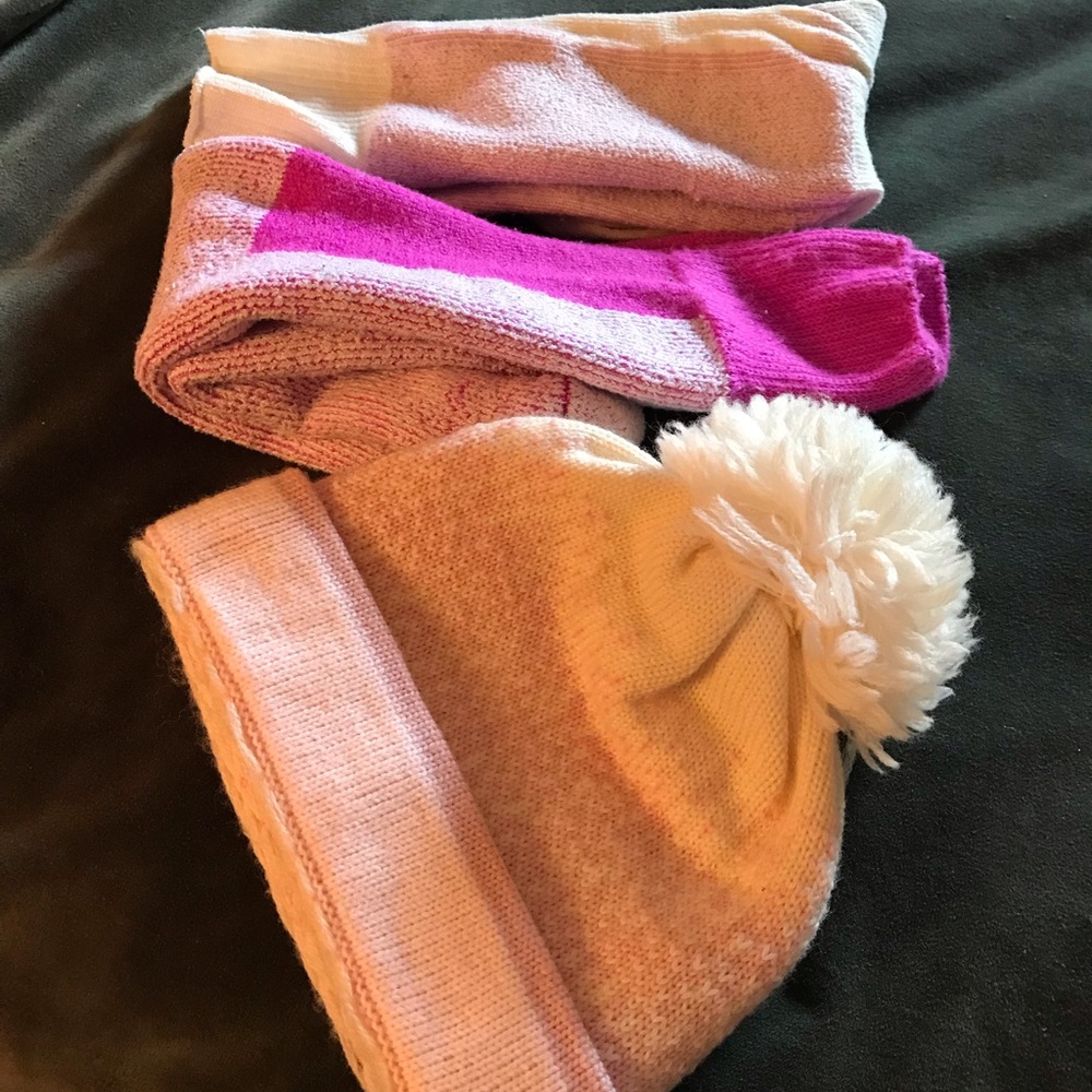 Profile ladies ski hat pink / 2 pr of ski socks